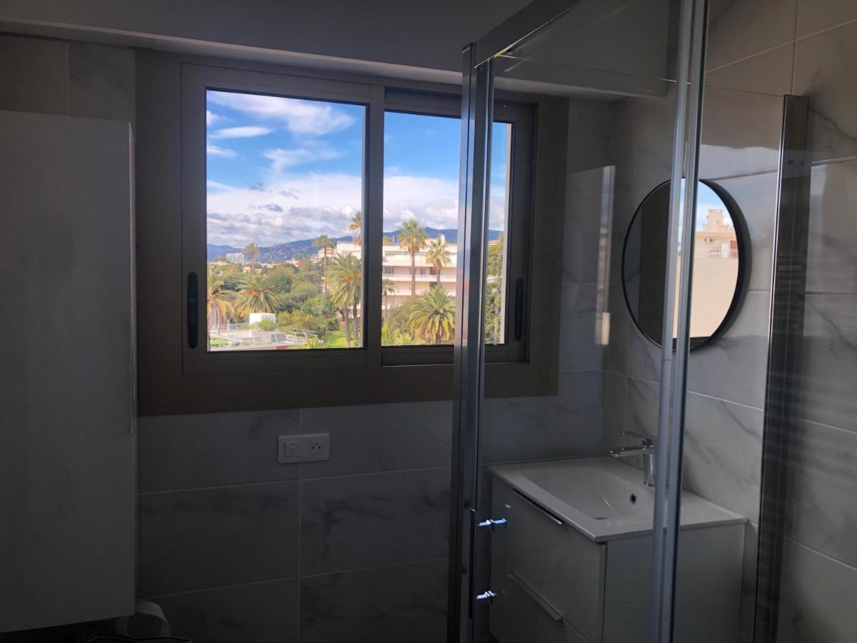 Esterel Terrasses, Roof Top, Plage, Parking Payant カンヌ エクステリア 写真